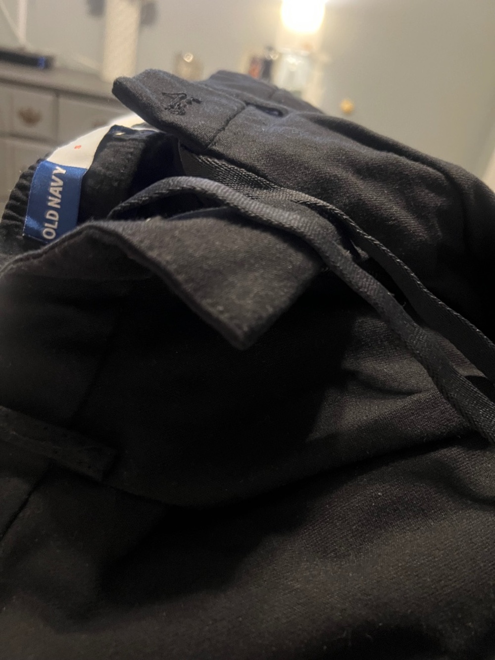 Black tapered pants